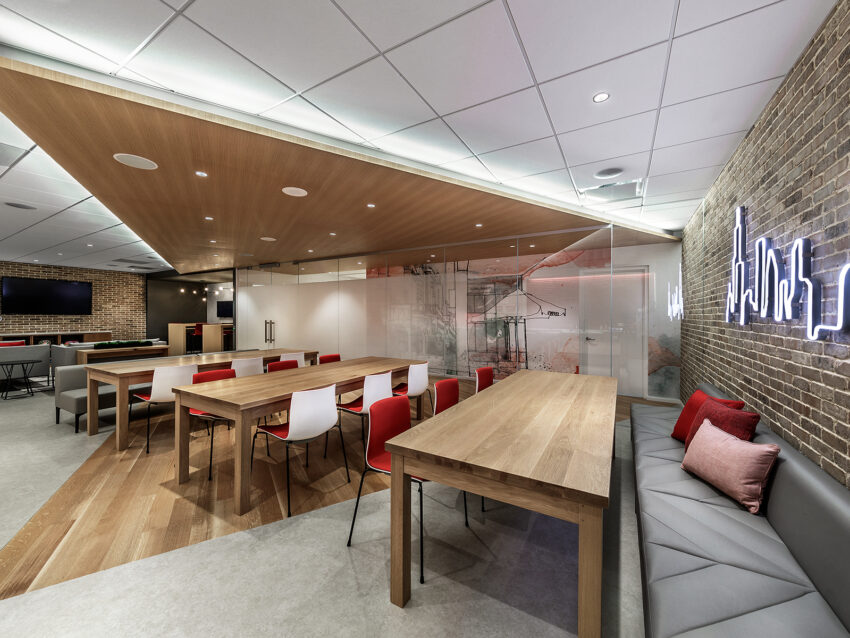 Global Management Consulting Firm Office - Chicago - Vocon